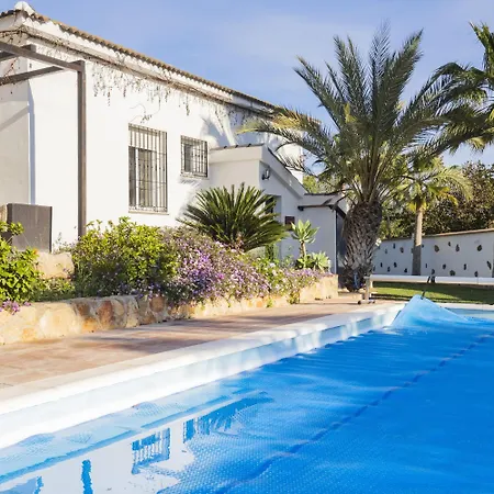 Cubo's Bellavista La Jona & Heated Pool Villa